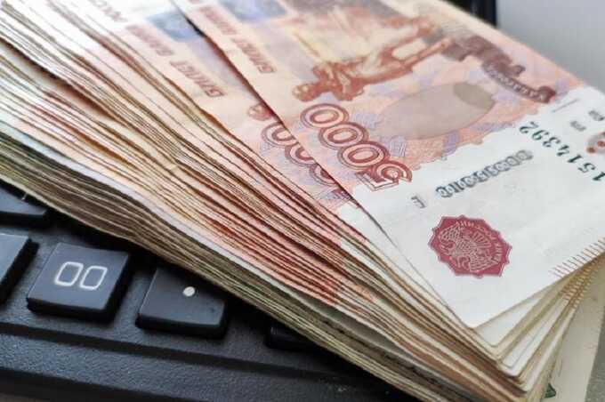 Минфин планирует потратить 10 триллионов рублей до конца года