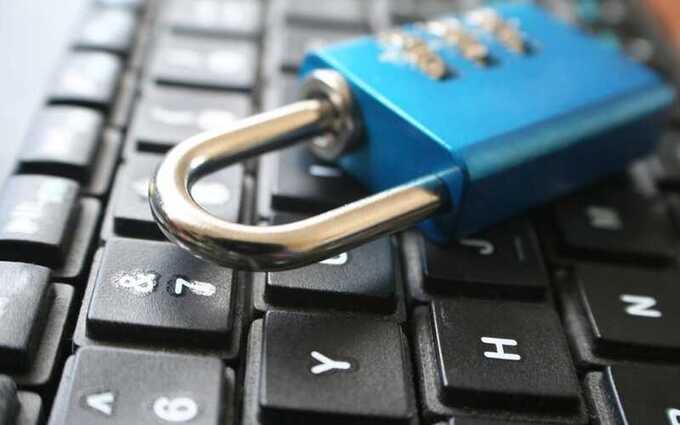 Россия начнет разработку системы для слежки за перепиской и звонками