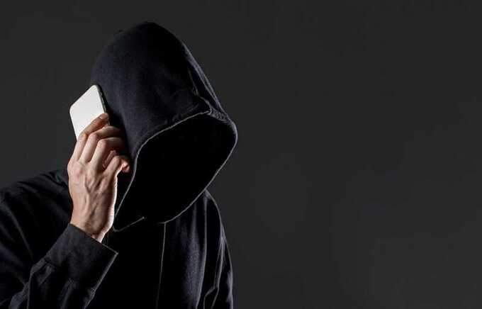 Мошенники заставили бьюти-блогершу взять кредит на три миллиона рублей